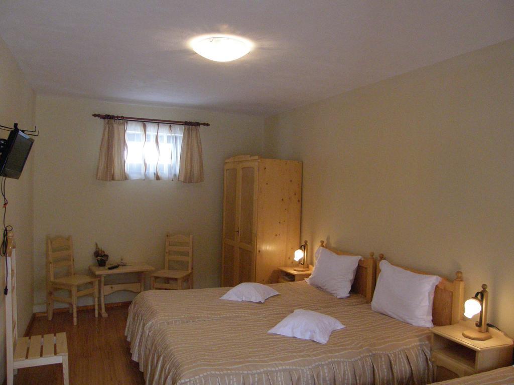Mokus Panzio Bed and Breakfast Bicfălău Zewnętrze zdjęcie