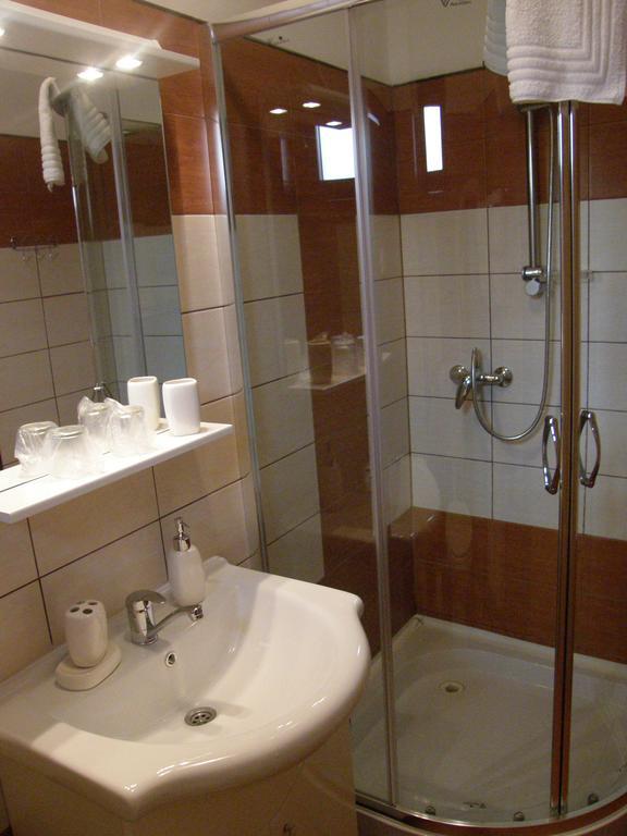 Mokus Panzio Bed and Breakfast Bicfălău Zewnętrze zdjęcie